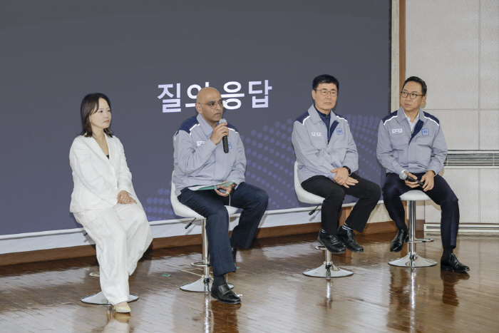 09 질의응답