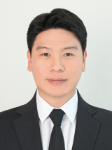 배석원 기자 증명사진