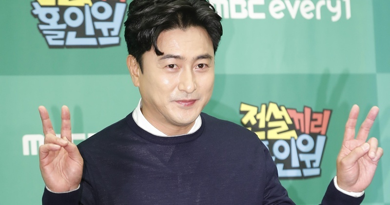 引用： サッカー選手出身のアン・ジョンファン / ニュース1