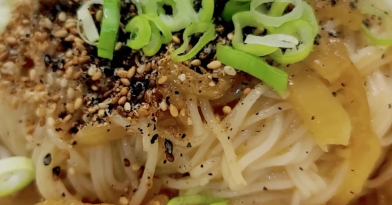 YouTube \'This Man\'s Cook\'