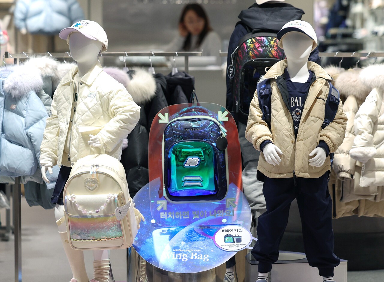 2026 Kids Fashion Trends: Why Lightweight Windbreakers Are Soaring in Popularity
