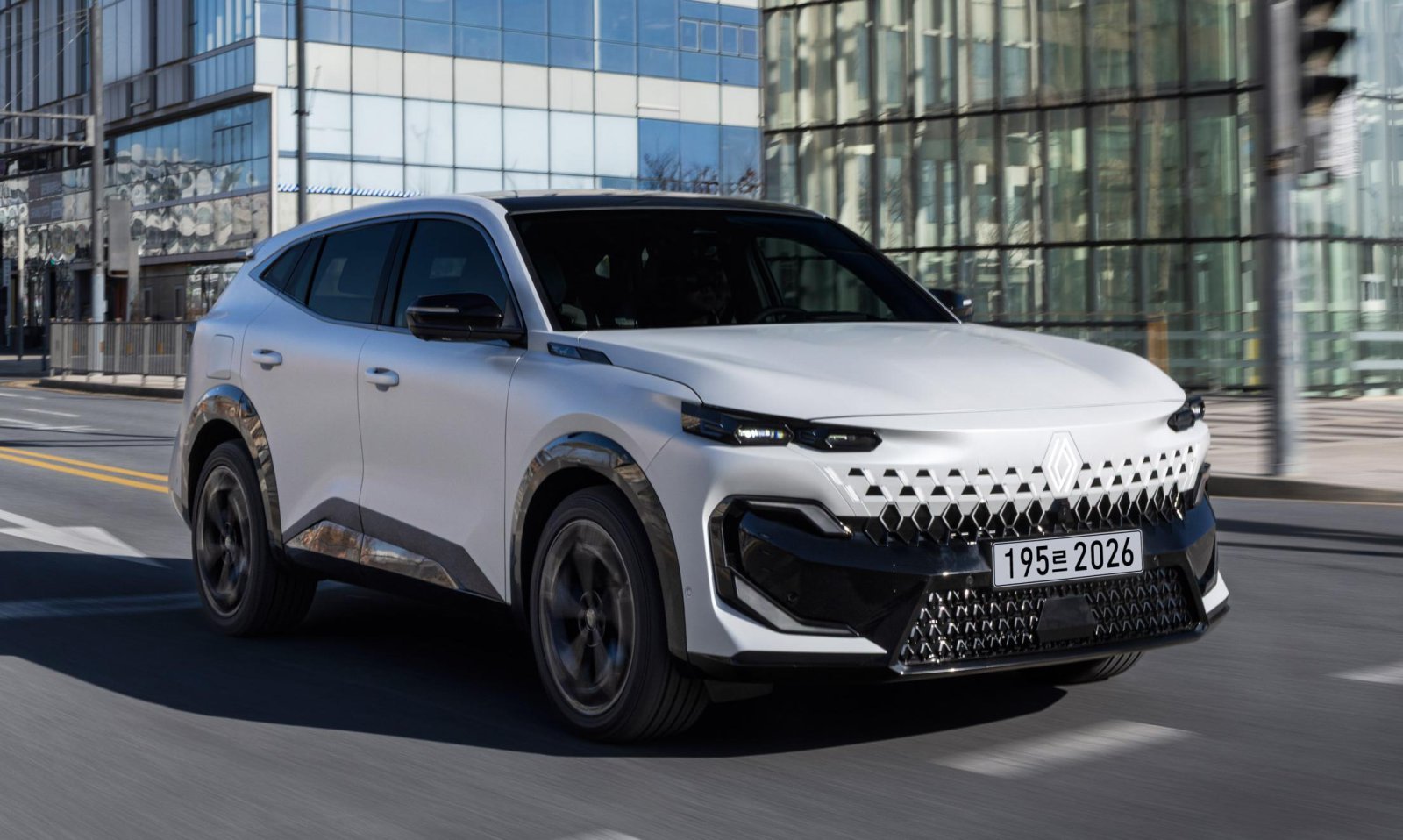 SK텔레콤과 협업해 인공지능(AI) 앱 ‘에이닷 오토’를 탑재한 르노 필랑트. 
르노코리아 제공