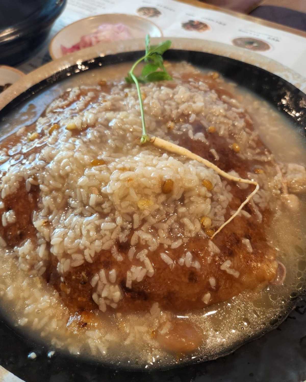 &nbsp; _lovelybom_\'s Instagram
