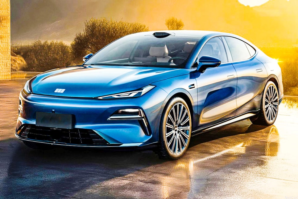 Geely Starshine 8: The PHEV Sedan Redefining Value at Just 27 Million Won!