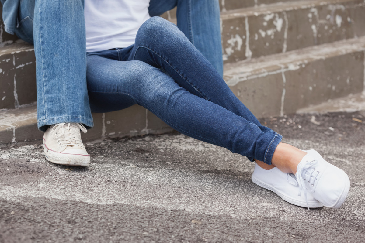 Unlocking the 20-Year Fashion Cycle: How Styles Repeat Every Two Decades
