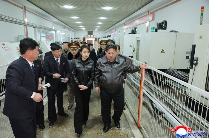 김정은 북한 국무위원장과 딸 주애ⓒ조선중앙통신·연합뉴스