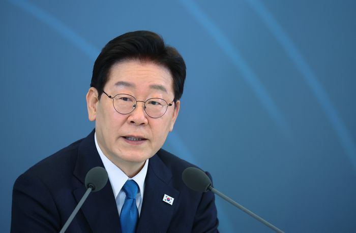 이재명 대통령이 지난 15일 청와대에서 열린 규제합리화위원회 제1차 전체회의에서 발언하고 있다. (청와대통신사진기자단) ⓒ뉴시스