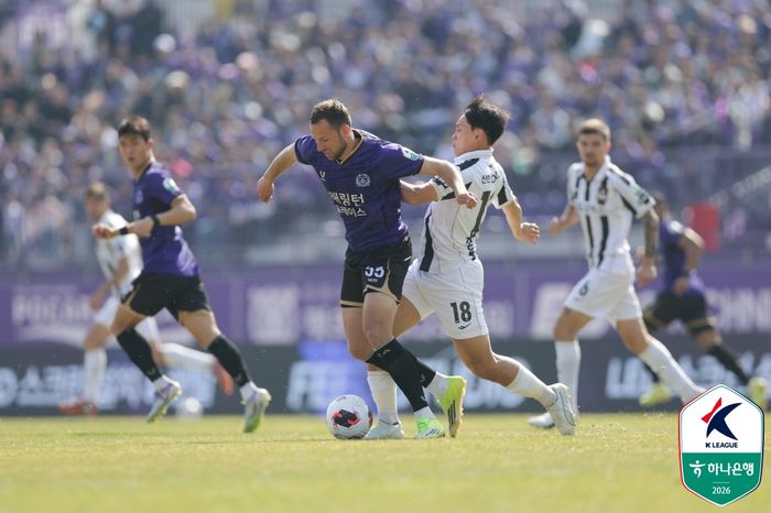 FC서울과 FC안양의 ‘연고지 더비’ ⓒ 한국프로축구연맹