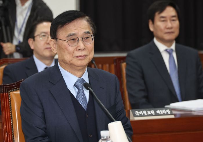이종석 국가정보원장이 6일 서울 여의도 국회에서 열린 정보위원회 전체회의에 출석해 있다. ⓒ뉴시스