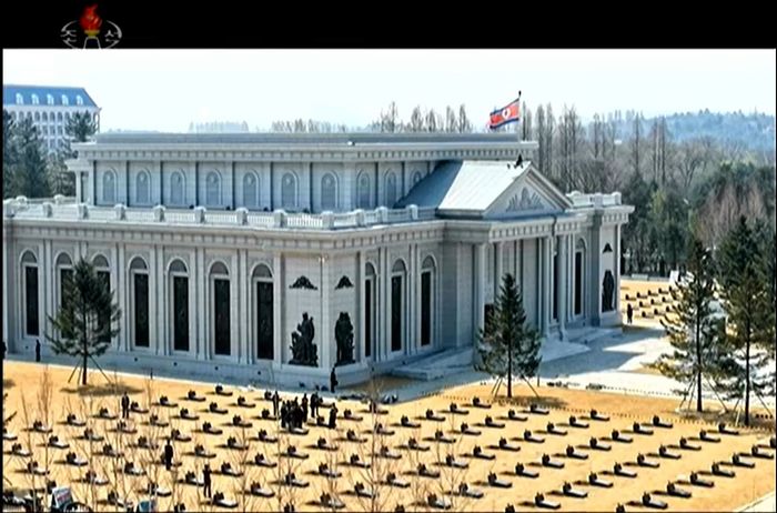 현대적 평양을 상징하는 화성지구에 세운 해외군사작전 전투위훈기념관.ⓒ조선중앙TV