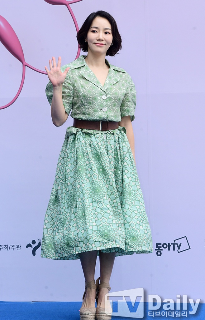 이윤진