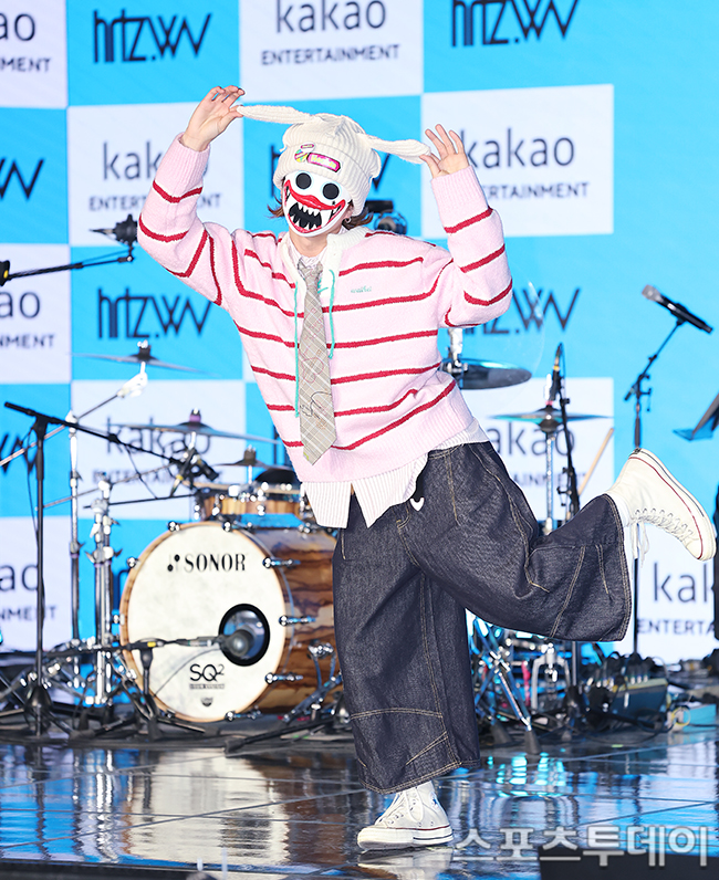Discover HRTZ.WAV: The Next Big Thing in K-Pop Debuts at ‘The First Wave’ Showcase