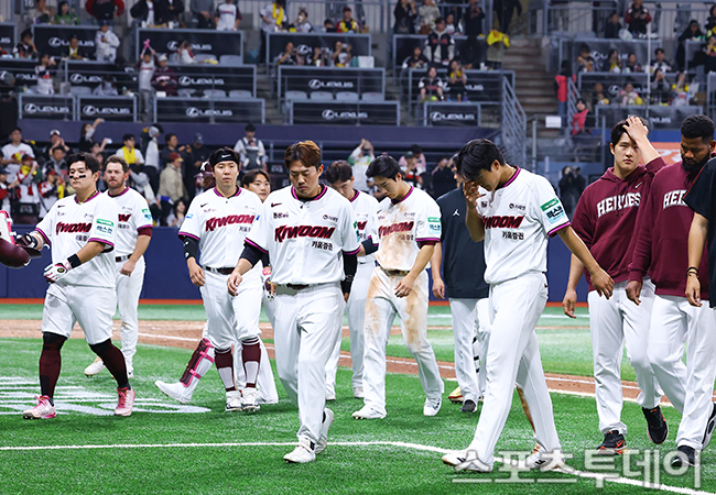 What Went Wrong for LG Twins in Their 5-6 Loss to Kiwoom Heroes? A Deep Dive