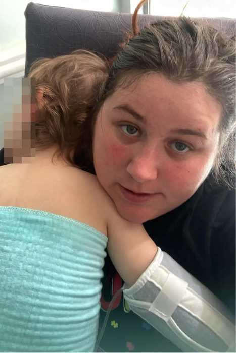 아동학대 혐의로 기소된 케이틀린 로즈 로라(30). 사진=페이스북 캡처