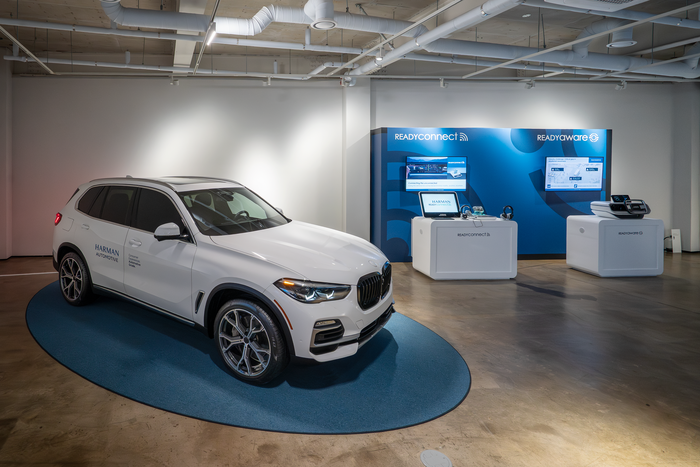 하만 레디 기술이 적용한 BMW 차량