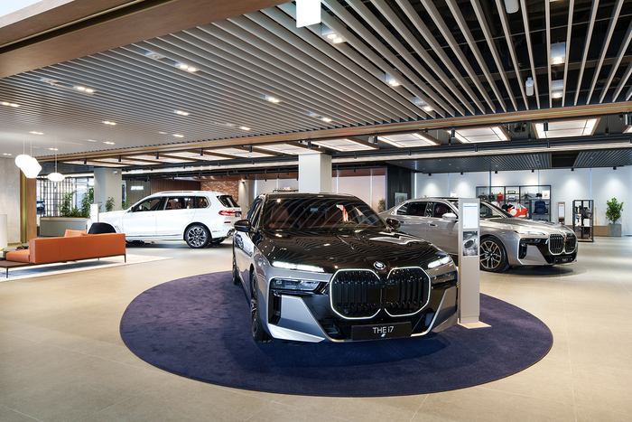 BMW 럭셔리 클래스 라운지