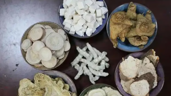 청나라를 실질적으로 통치했던 서태후가 독특한 미용 비법으로 동물 배설물을 활용했다는 사실이 재조명되고 있다. 사진=SCMP