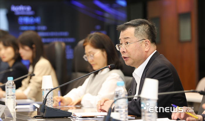 코트라가 강경성 사장이 직접 주재하는 '코트라 개인정보보호 전략회의'를 신설했다. 코트라 제공