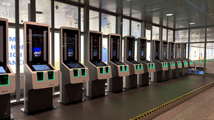 유럽연합(EU)이 새로 도입한 출입국 관리 시스템 'EES'(European Entry / Exit System). 사진=취리히 공항
