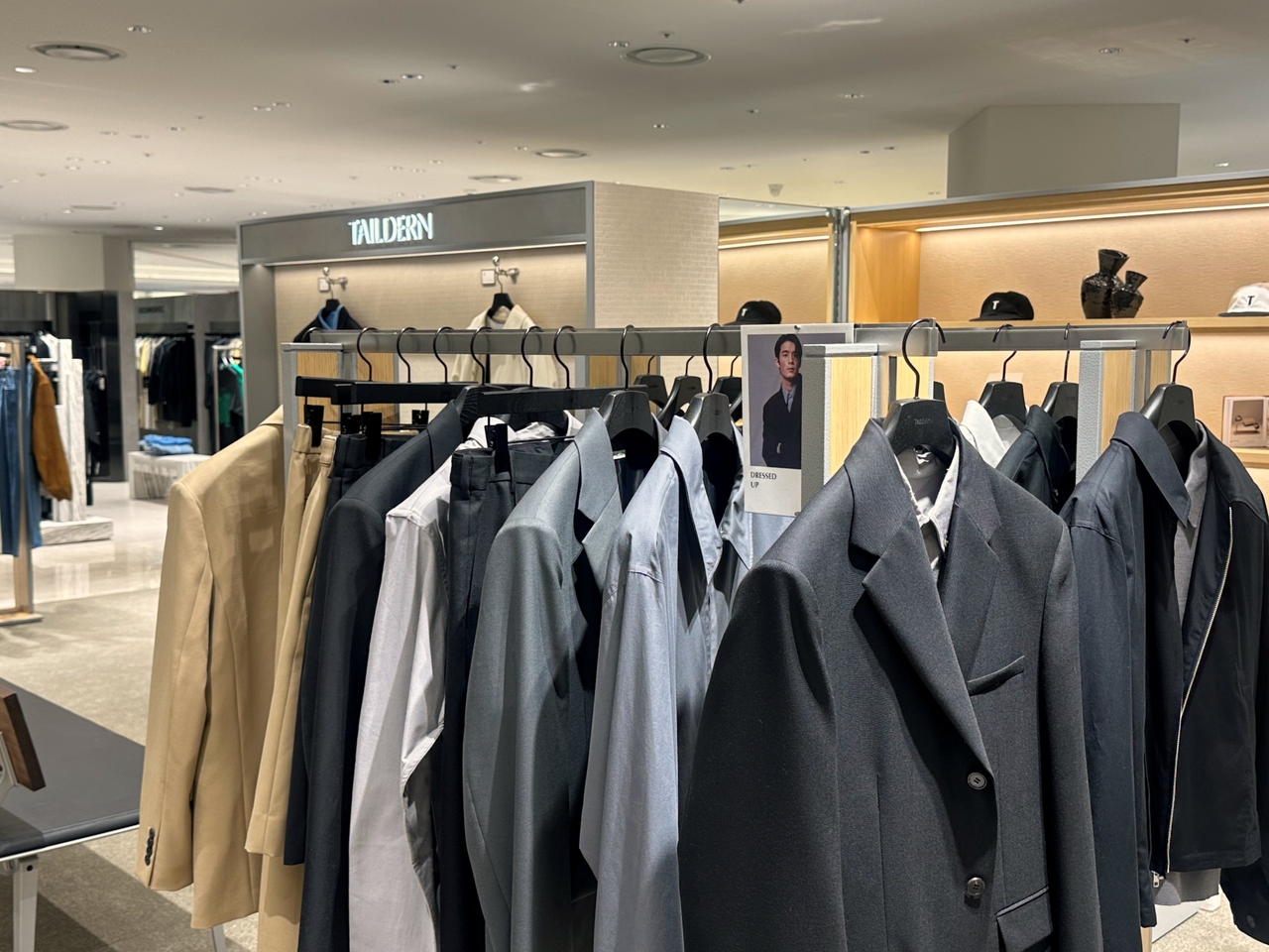 Discover the New Taildon: Lotte Department Store Launches Exclusive Men’s Fashion Brand