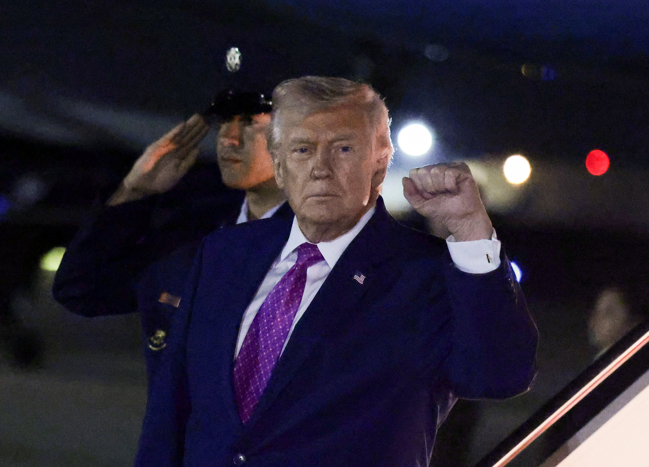 Trump Launches Mine Removal in Hormuz: What It Means for Asia’s Energy Security