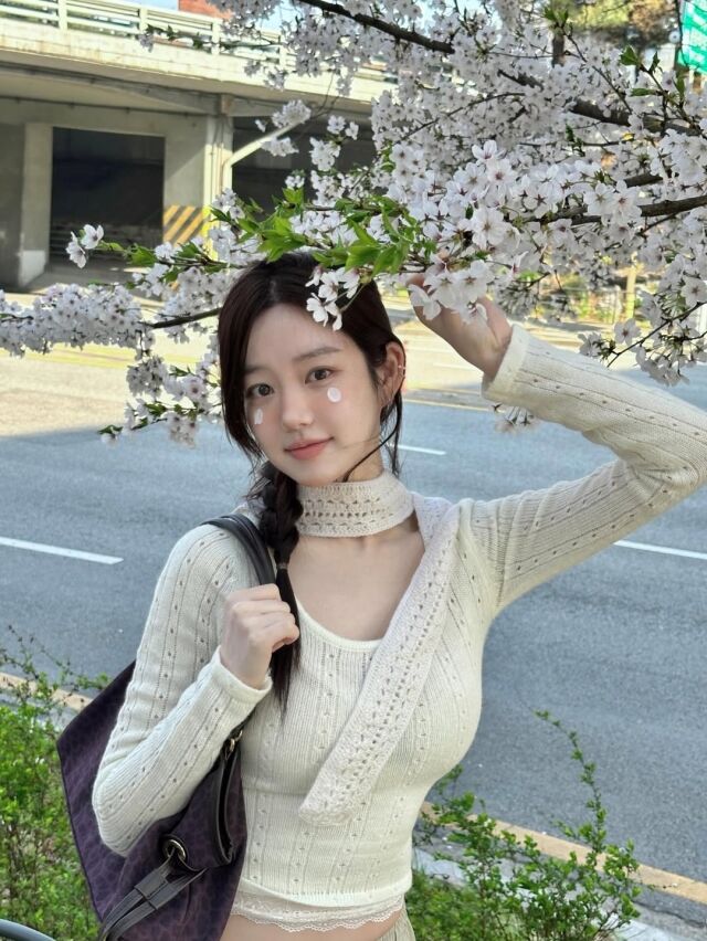 Lee Yu-bi SNS