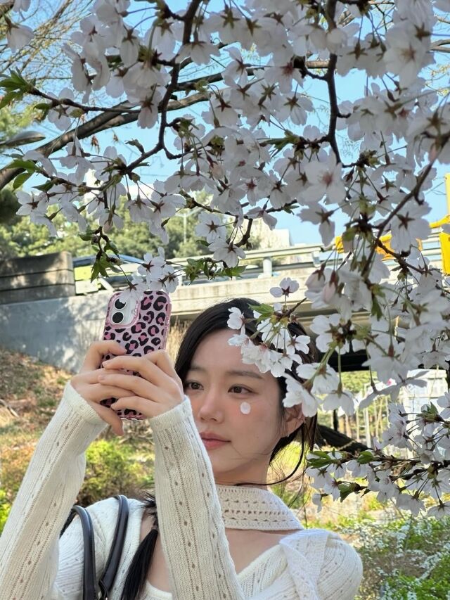 Lee Yu-bi SNS