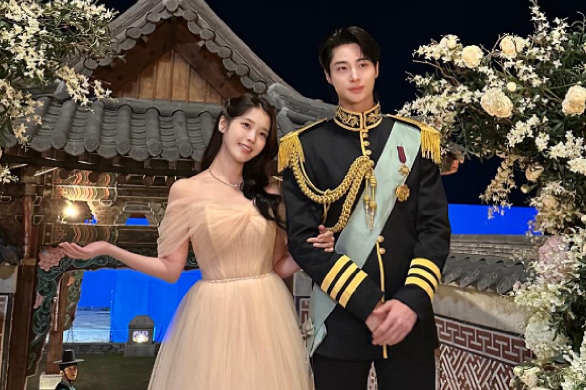 출처: 아이유 SNS