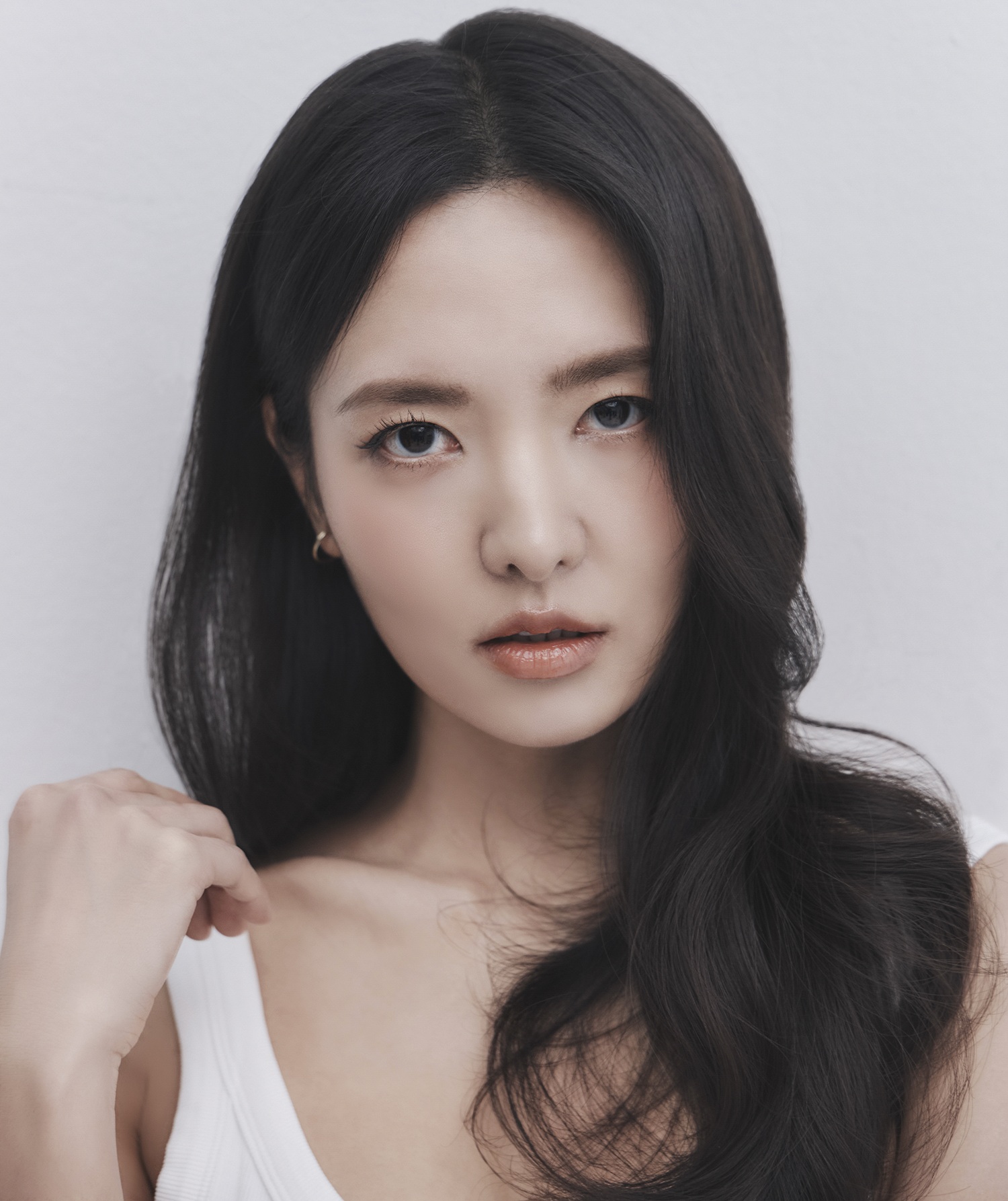 韓서는 이름 모르는 신인인데…해외에서는 대세 월드스타인 여배우 | 여기어디