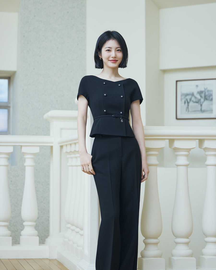 신예은이 '나에게 머무는 시간'…어느 여름의 하루 포착 [화보]