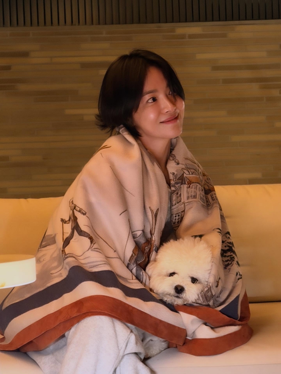 사진 : 송혜교 인스타그램