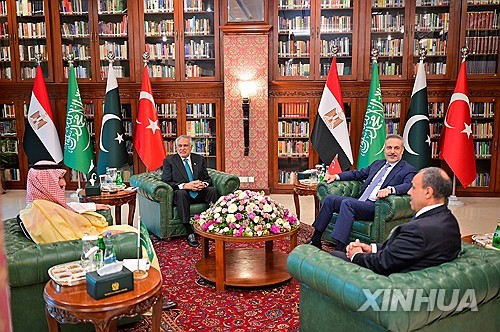 China and Pakistan Unveil 5 Key Initiatives for Middle East Peace Amid Ongoing Conflict