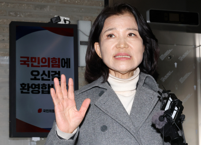 Dae-gu Mayoral Race: Jinsook Lee Challenges Party Decisions with ‘Citizen Primary’