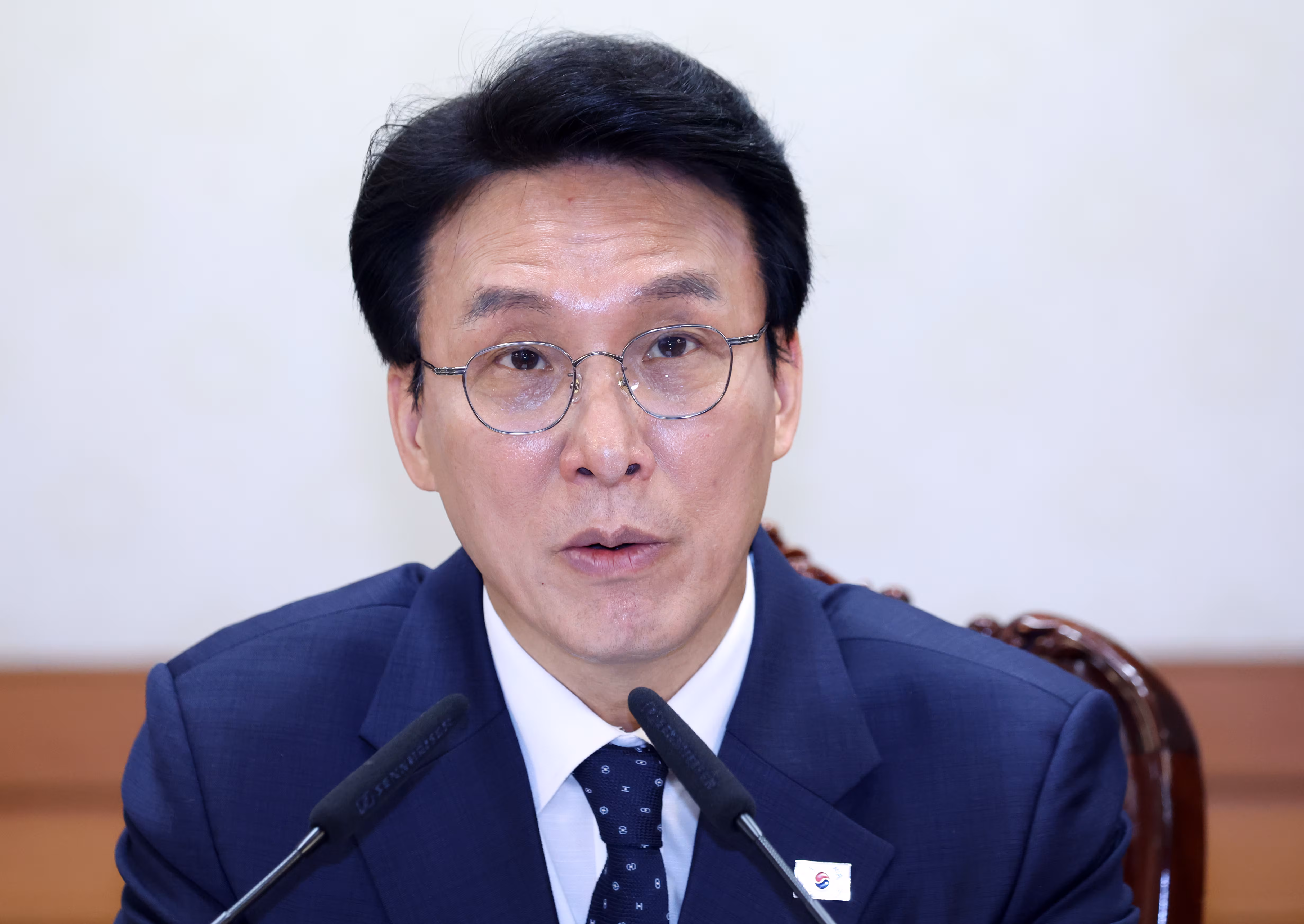 김민석 국무총리가 20일 오전 서울 종로구 세종대로 정부서울청사에서 열린  제7차 비상경제본부 회의에서 모두 발언을 하고 있다. /뉴스1