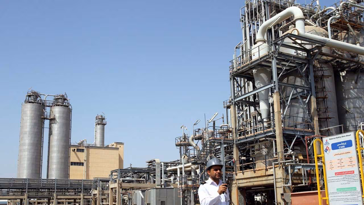 이란 남서부 후제스탄주 마흐샤흐르 석유화학 단지./EPA 연합뉴스
