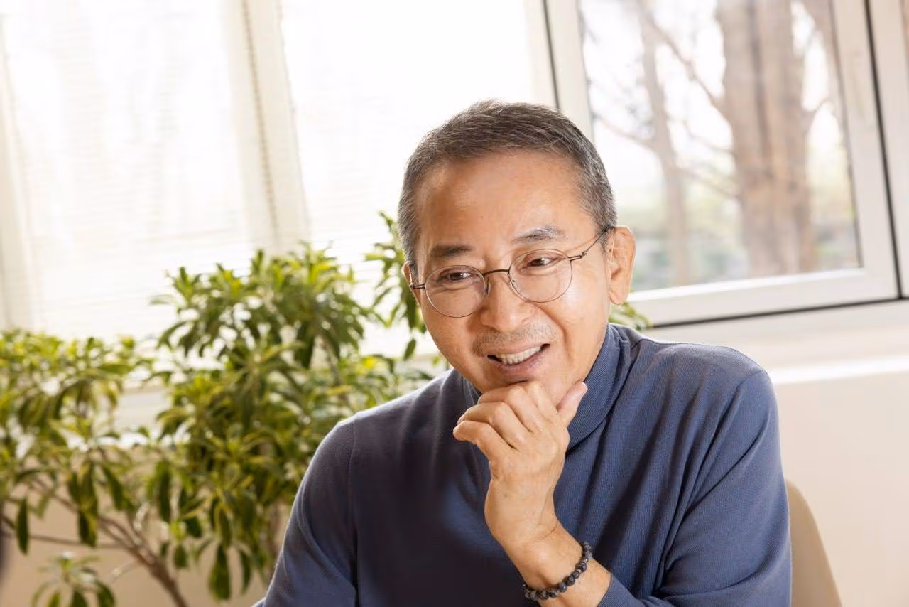 LG에너지솔루션 전 부회장이자 현 고문인 권영수. LG그룹에 45년간 몸담으며 사원에서 부회장까지 오른 신화적 리더. 디스플레이, 화학, 통신, 에너지솔루션 등 LG의 핵심 사업을 두루 이끈 경험담을 기록한 책 ‘당신이 잘되길 바랍니다’를 출간했다./사진=김흥구