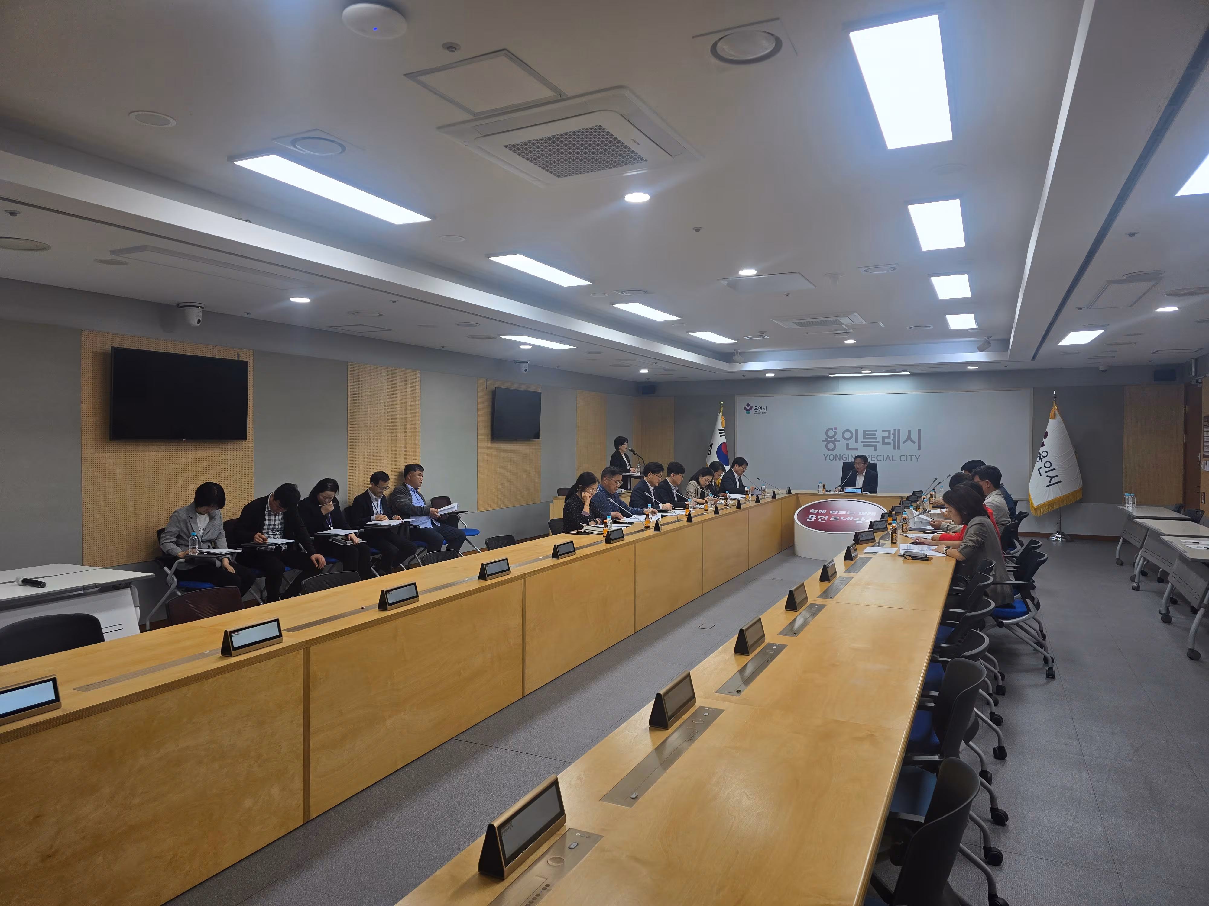 경기 용인시청 영상회의실에서 진행된 ’상반기 지방세 및 세외수입 체납 징수대책 보고회’. /용인시 제공