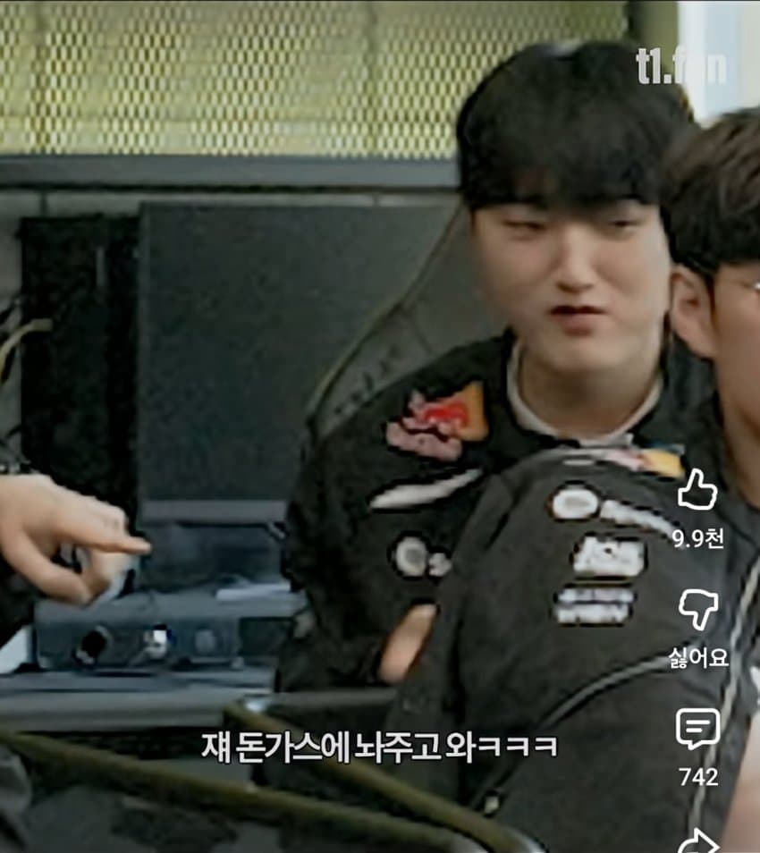 1ebec223e0dc2bae61abe9e74683726d30d6aecbee758aa692a6613df9b5bd2e45a37244b9c7a9330623ac069e331ca1f93b