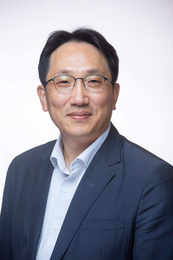 한국리미니스트리트 이용행 전무