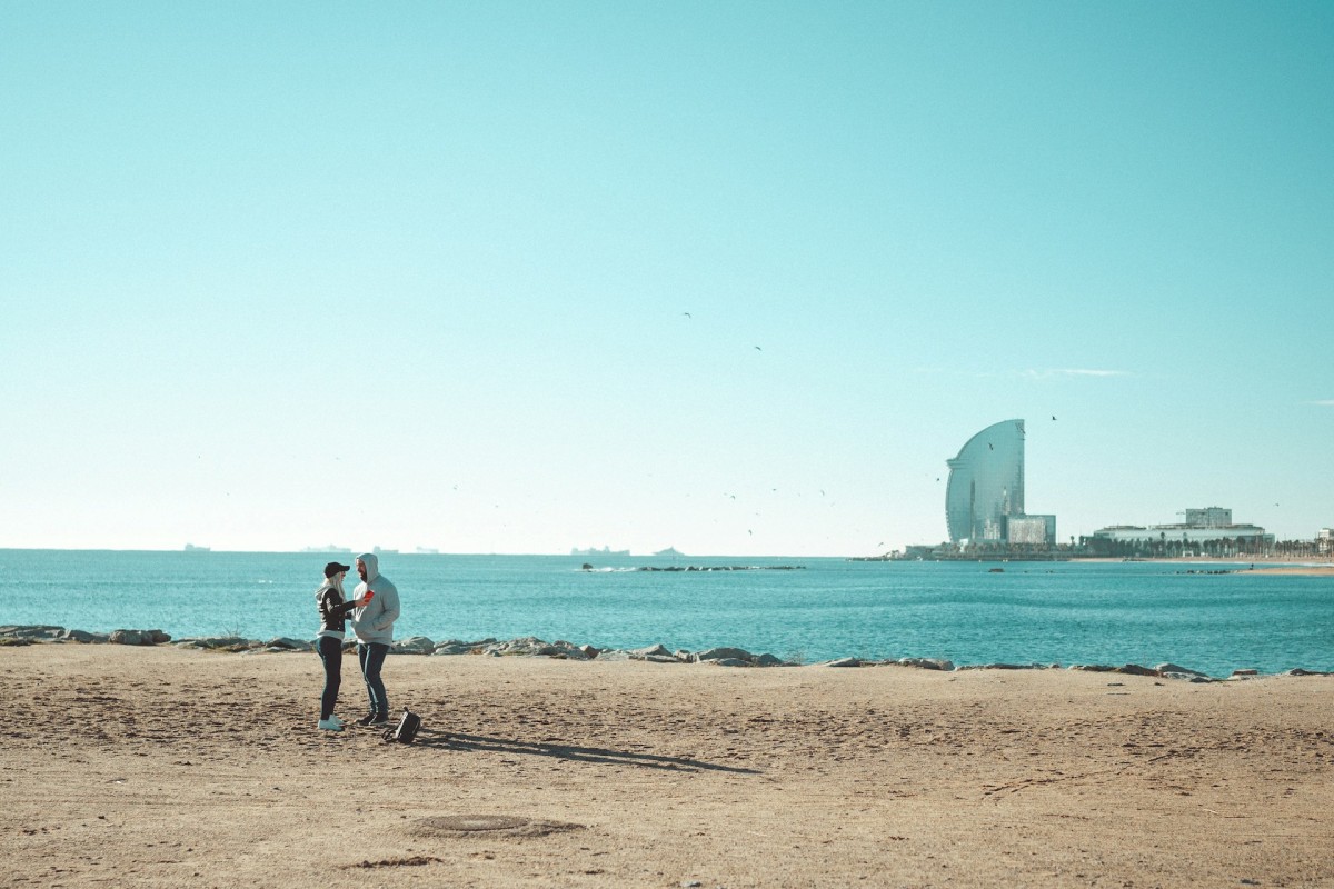 지중해 보러가기 / 사진=unsplash@Omar Ramadan