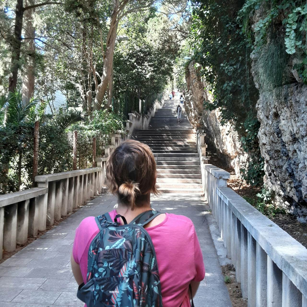 Path up Marjan Hill / Photo=unsplash@Marija Hajster