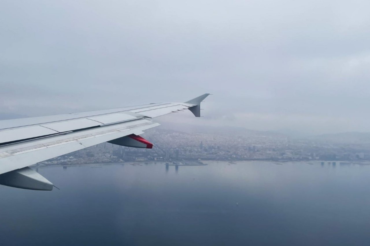 름 휴가 이용해서 다녀오기 딱 좋은 유럽 여행지 추천 / Designed by Freepik