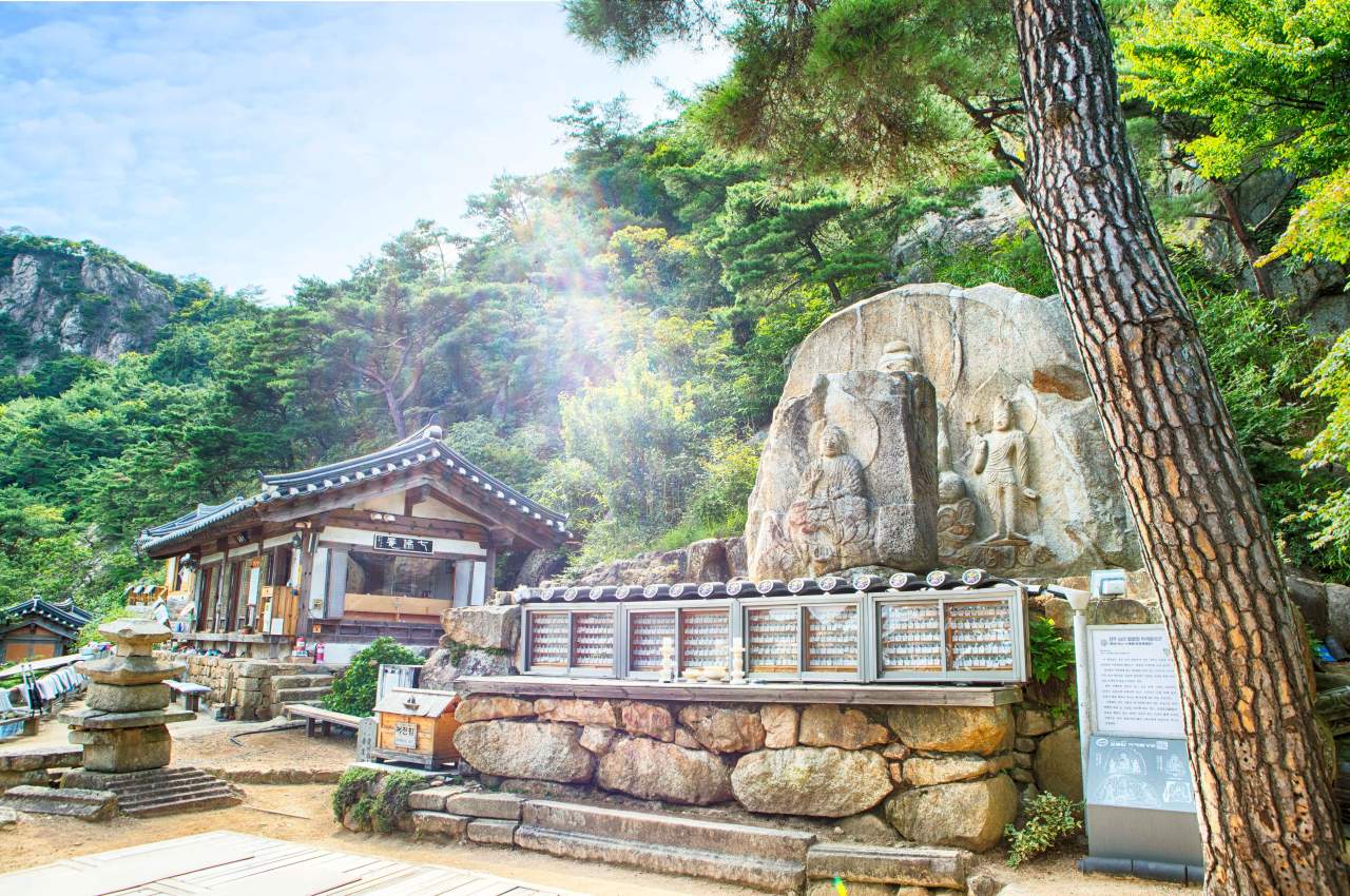 남산 칠불암 마애불상군 / 사진=한국관광공사 포토코리아@김지호