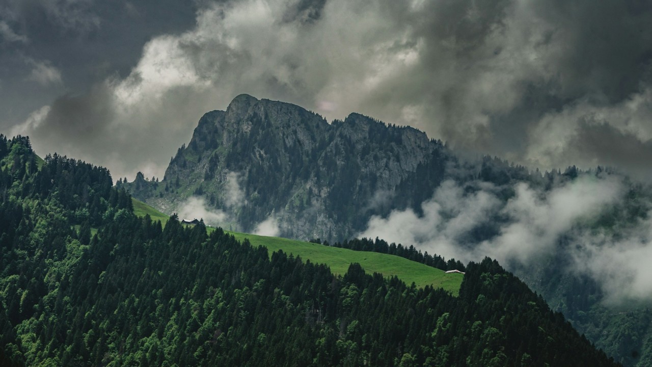 인터라켄 여행 / 사진=unsplash@Mohammad Bahadori