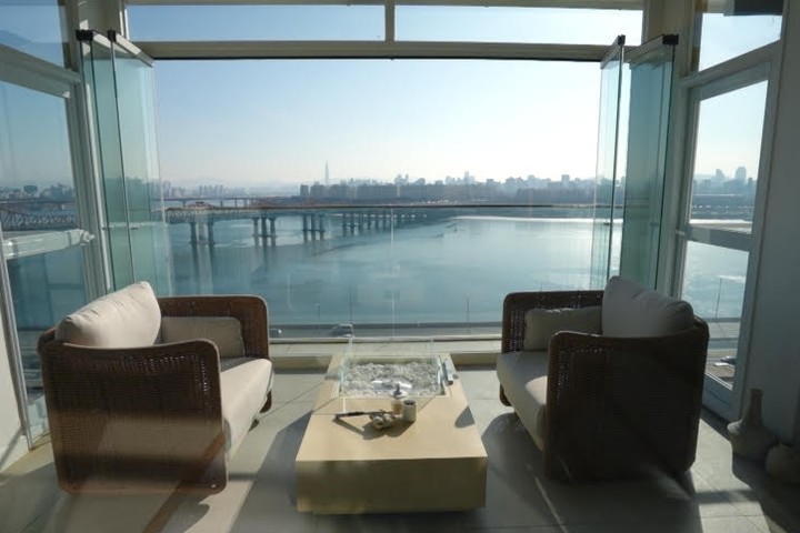 引用：KBS2『新商品発売～コンビニレストラン』