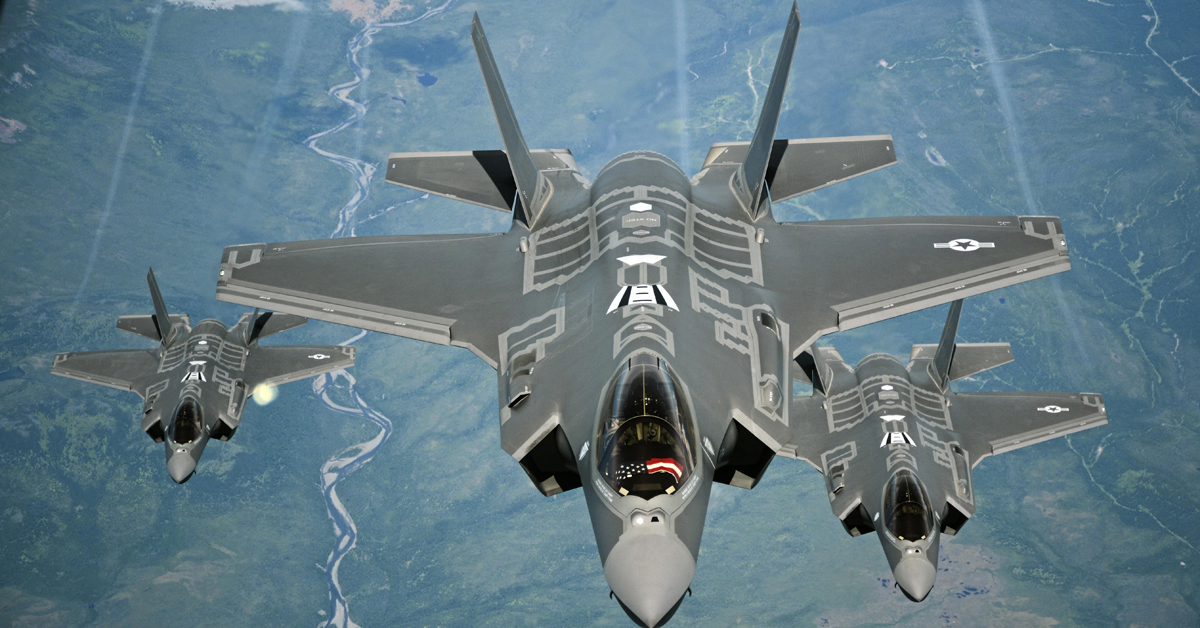 이철재의 밀담] F-35, F-4의 꽃길을 걸을까? F-111의 험로로 나갈까? | 중앙일보
