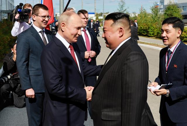 북한, 러시아와 밀착행보...