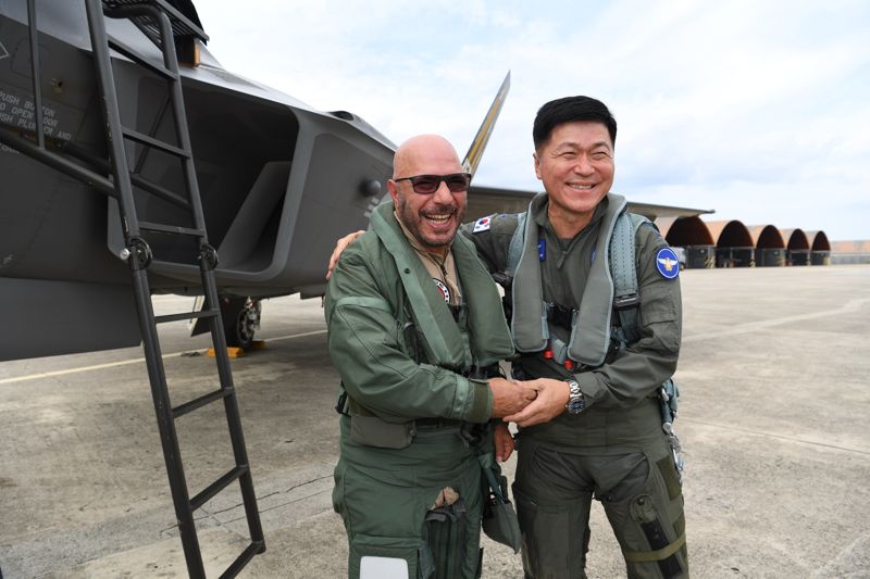 UAE's Potential KF-21 Fighter Deal: How Boramae Could Redefine Gulf  Airpower and Global Defence Alliances - Defence Security Asia