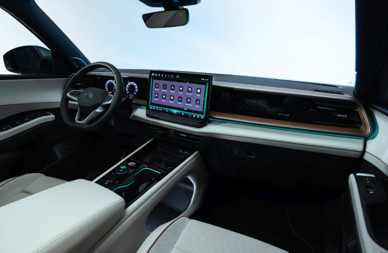 폭스바겐 아틀라스 신형 모델 공개 하이브리드도 예고 되었다?