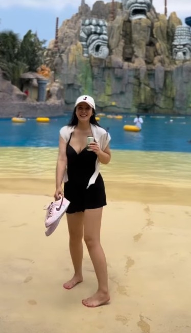 &nbsp;Park Ji-yoon SNS